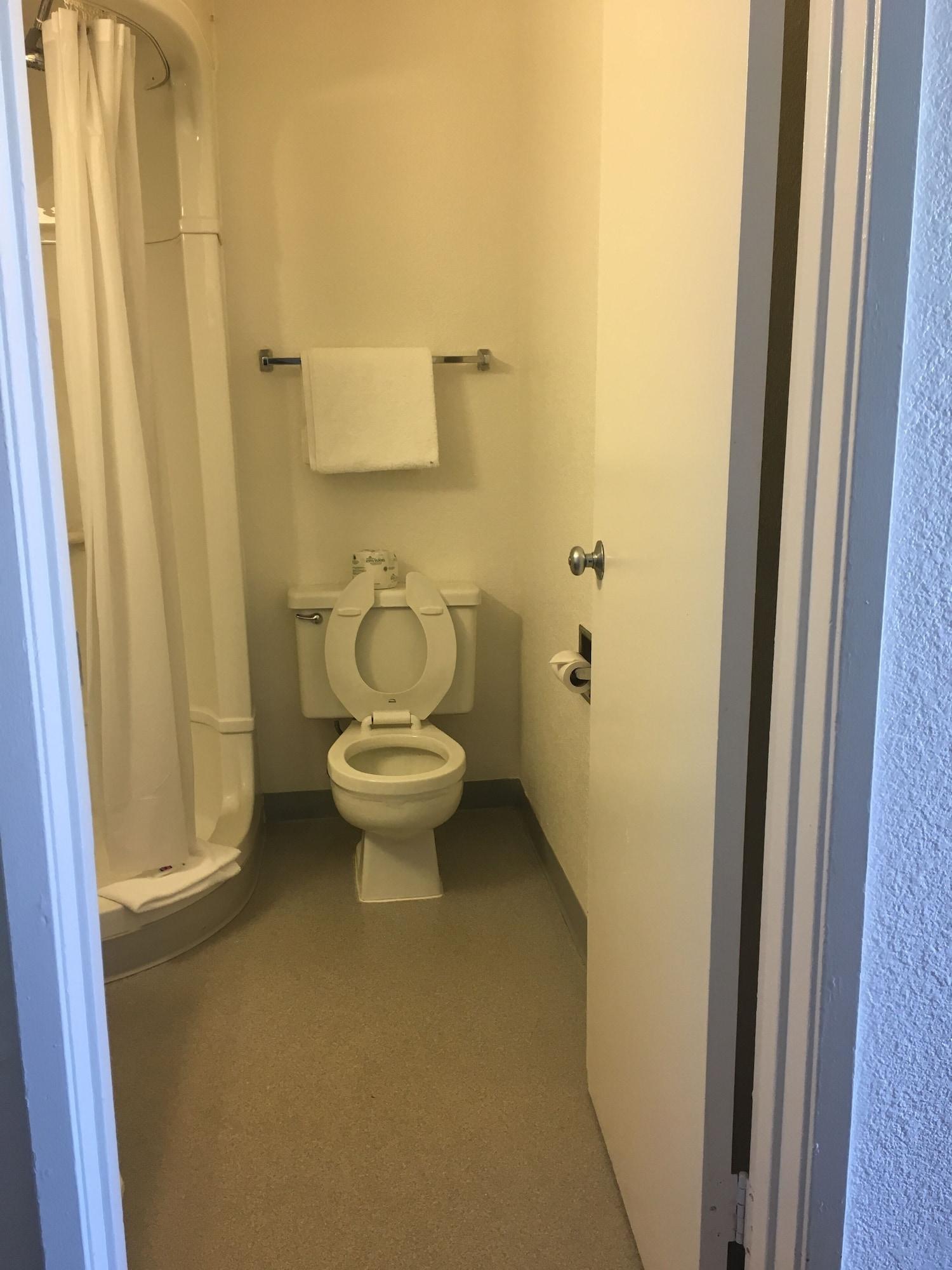 6-tucumcari, Nm Hotel 2*