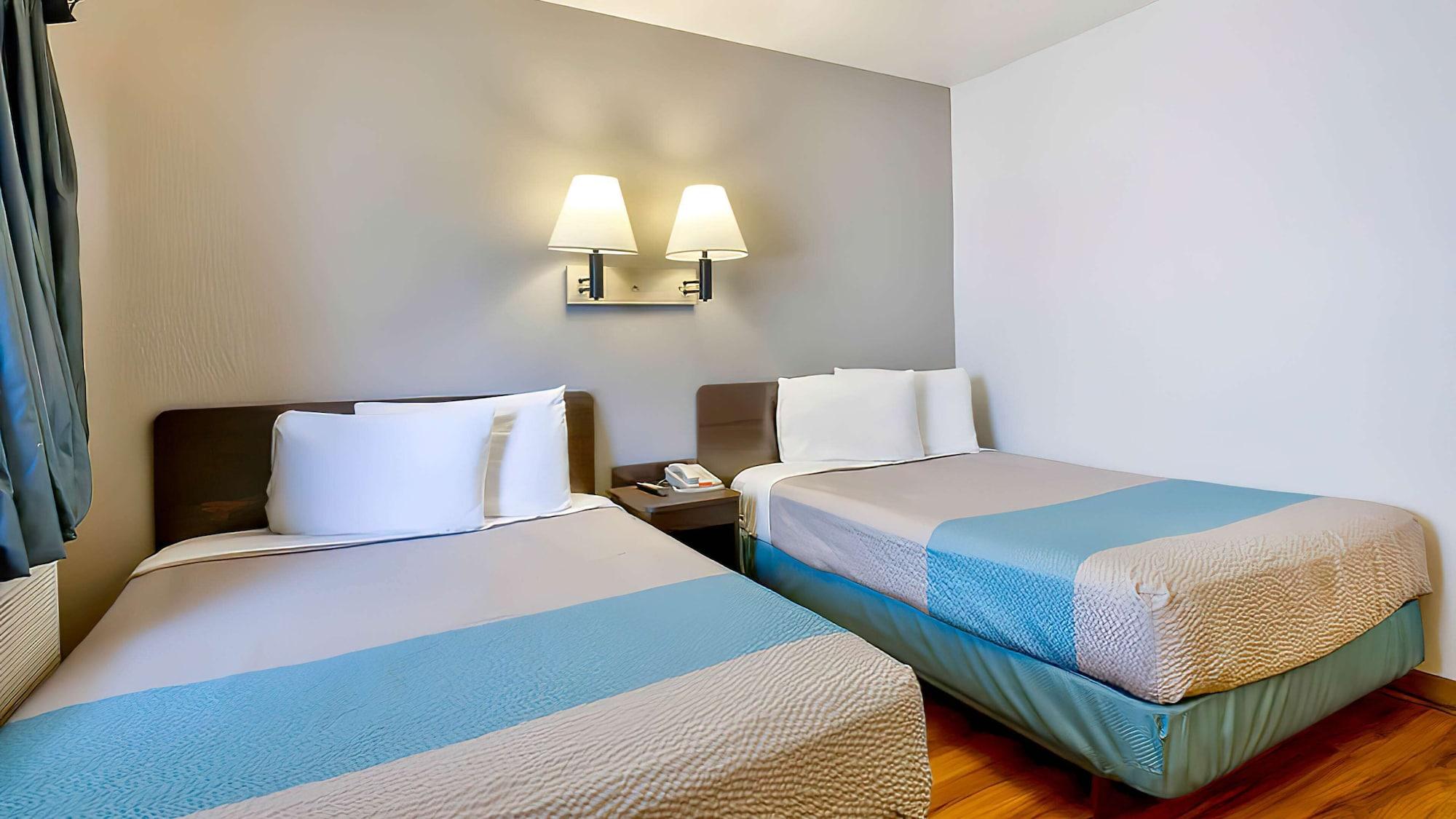 6-tucumcari, Nm Hotel 2*