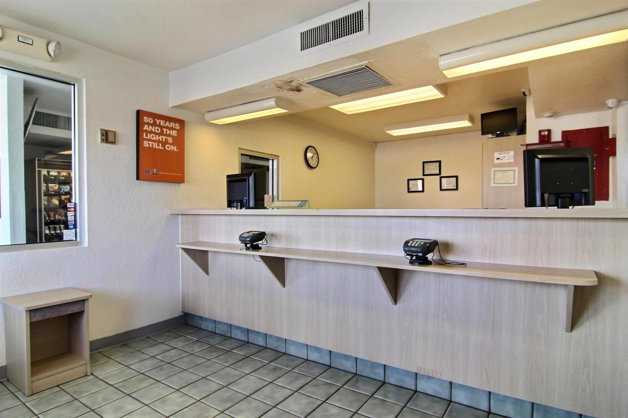 6-tucumcari, Nm Hotel 2*